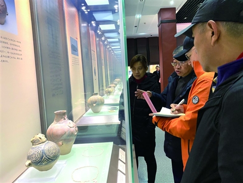 这次展览让市民游客更好地了解青海地区史前文明的独特魅力